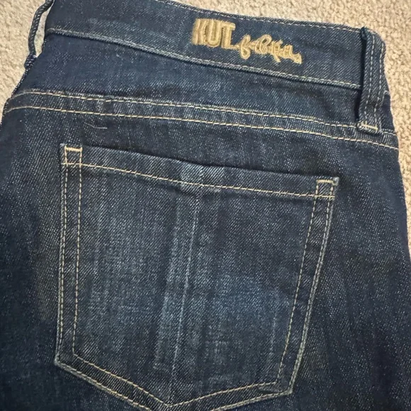⭐️ Kut From the Kloth women’s Catherine boyfriend jeans size 6 - Picture 3 of 5